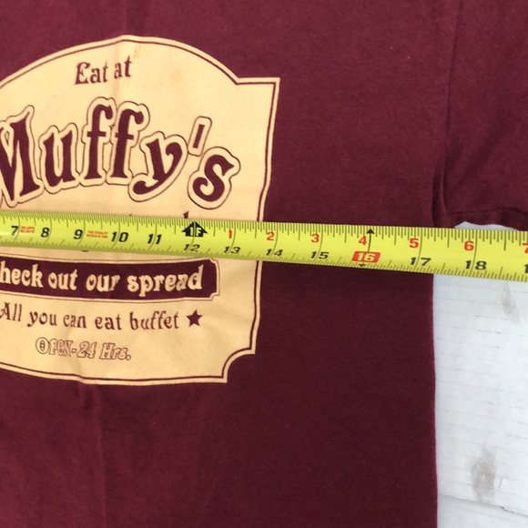 Steve & Barry’s Long Sleeve Shirt Men’s Small Eat at Muffy’s Smorgasbord Buffet - Picture 6 of 7
